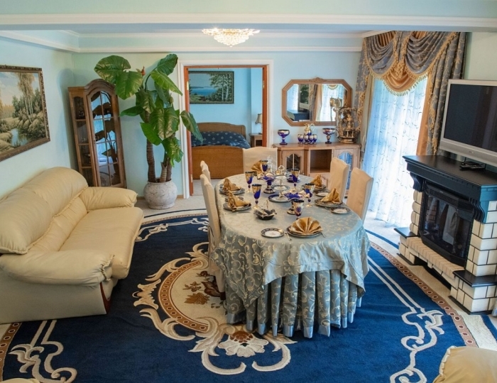 Люкс Люкс 3-местный 3-комнатный семейный - Санаторий «Пятигорский Нарзан» Пятигорск